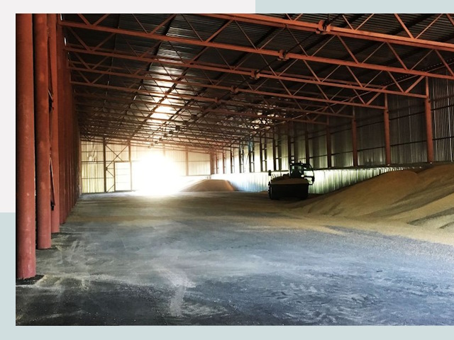 Строительство зернохранилищ в Мончегорске