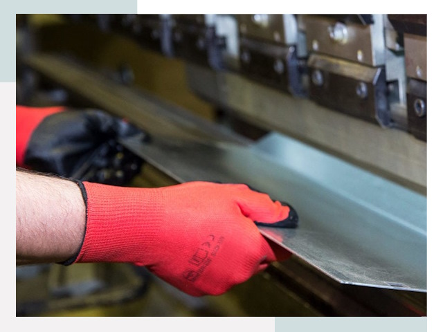 Гибка металла в Мончегорск от 606 руб. - Надёжно и быстро